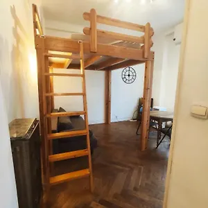 Apartment Centre Medecin, Nice